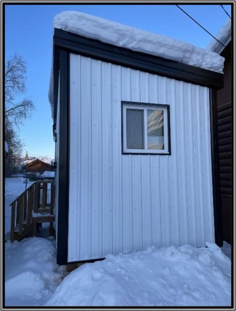 Our Cabin Bed & Breakfast Yellowknife Esterno foto
